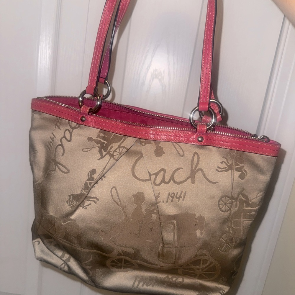 VINTAGE COACH!